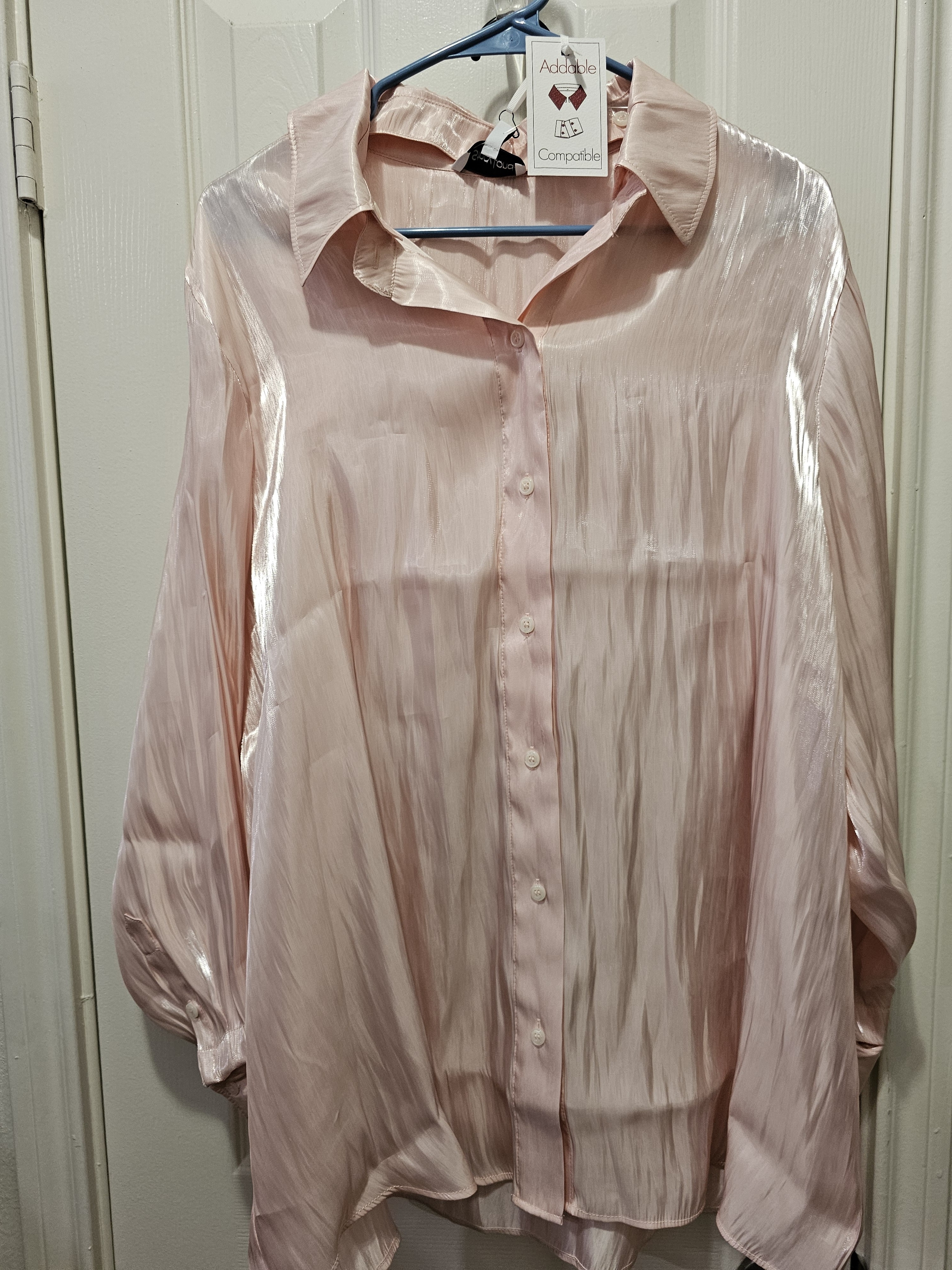 Nwot Women's Pink Button-Down Blouse
